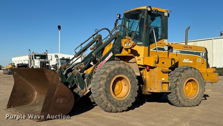 image for item GG9913 2000 Kawasaki 65TM  wheel loader