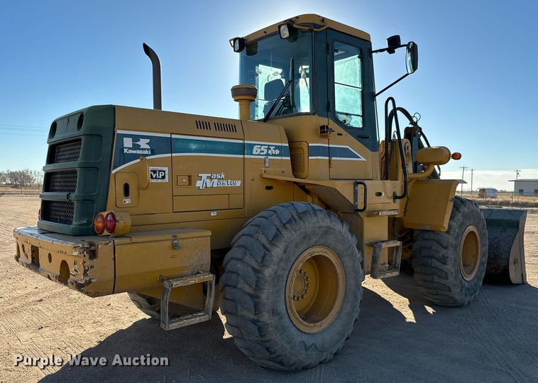 image for item GG9913 2000 Kawasaki 65TM  wheel loader