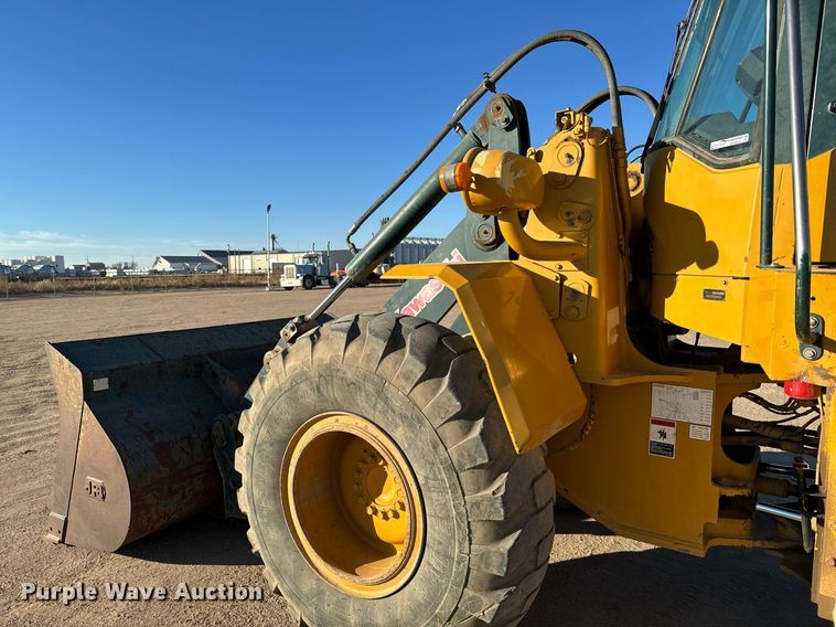 image for item GG9913 2000 Kawasaki 65TM  wheel loader