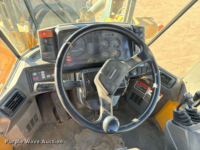 image for item GG9913 2000 Kawasaki 65TM  wheel loader