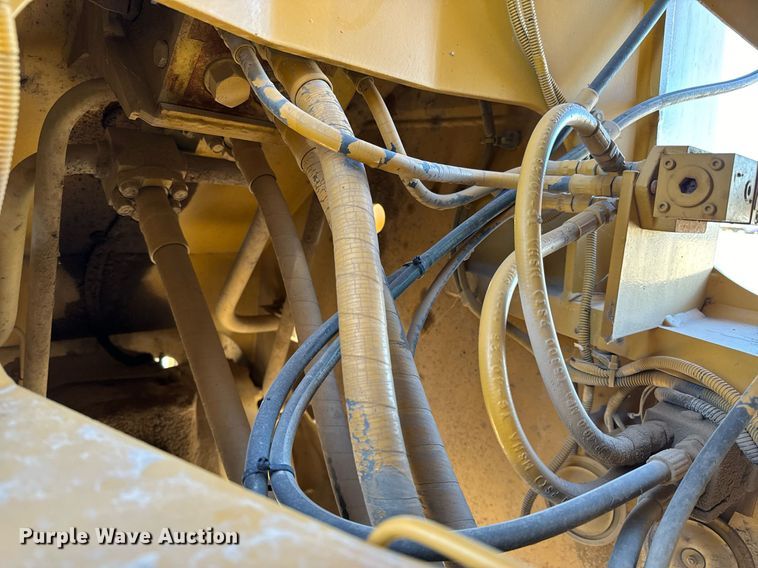 image for item GG9913 2000 Kawasaki 65TM  wheel loader