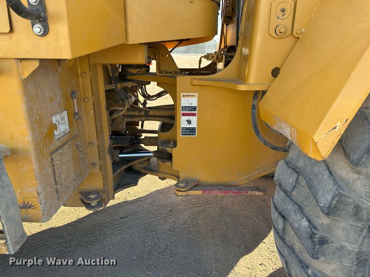image for item GG9913 2000 Kawasaki 65TM  wheel loader