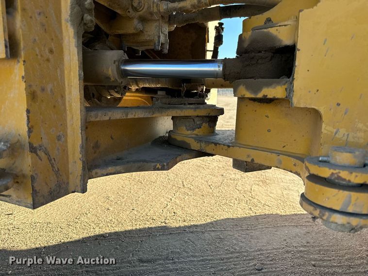 image for item GG9913 2000 Kawasaki 65TM  wheel loader