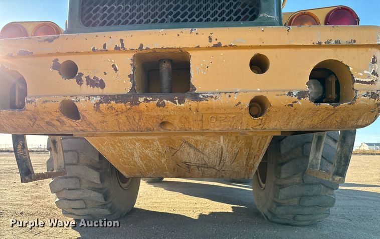 image for item GG9913 2000 Kawasaki 65TM  wheel loader