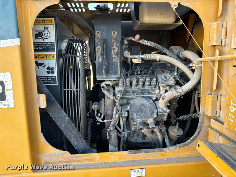 image for item GG9913 2000 Kawasaki 65TM  wheel loader