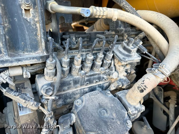 image for item GG9913 2000 Kawasaki 65TM  wheel loader