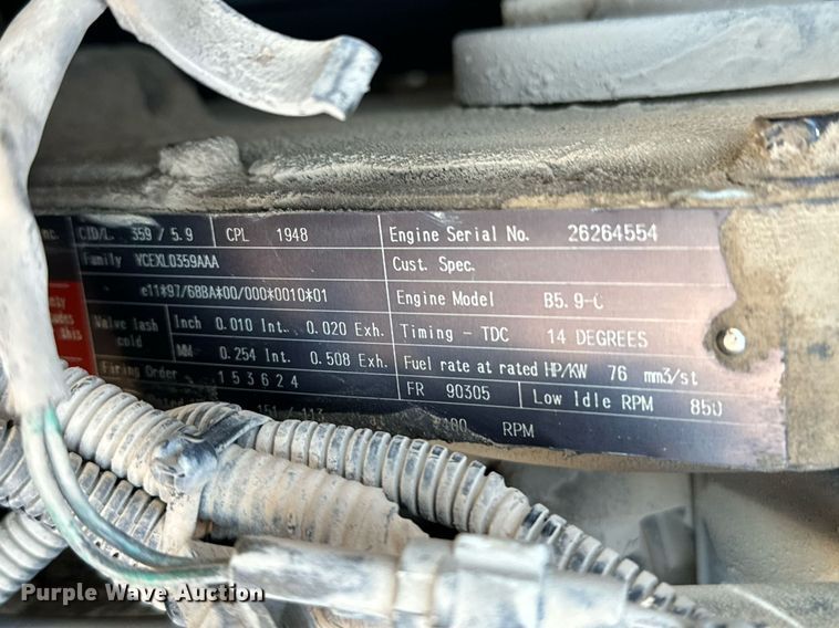 image for item GG9913 2000 Kawasaki 65TM  wheel loader