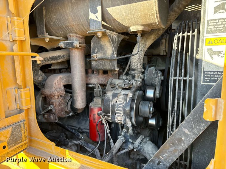 image for item GG9913 2000 Kawasaki 65TM  wheel loader