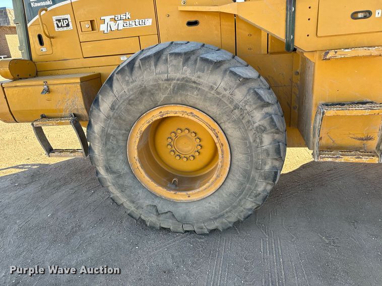 image for item GG9913 2000 Kawasaki 65TM  wheel loader