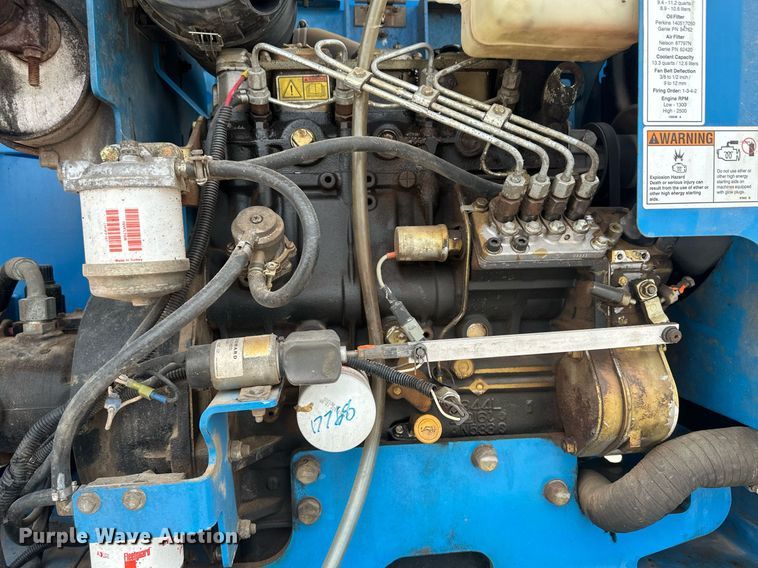 image for item IU9124 2011 Genie  boom lift