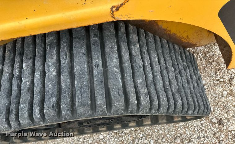 image for item IU9128 2003 Caterpillar 257  tracked skid steer loader