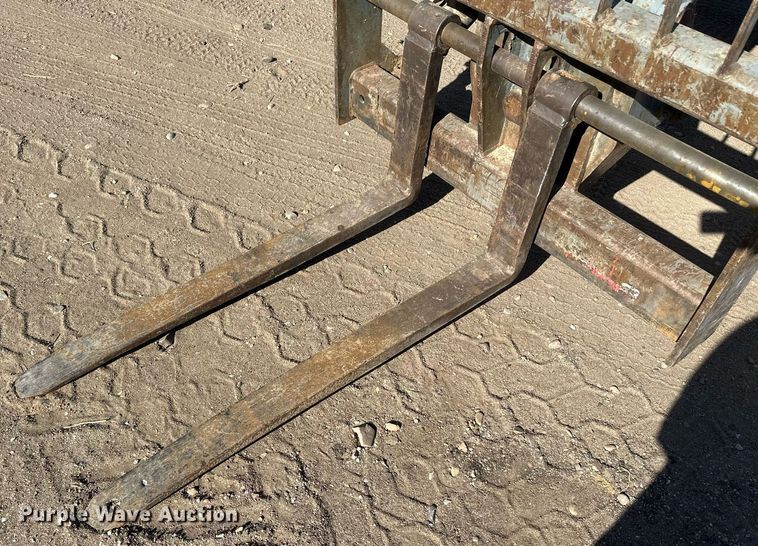 image for item IU9182 2003 Terex TH636C  telehandler