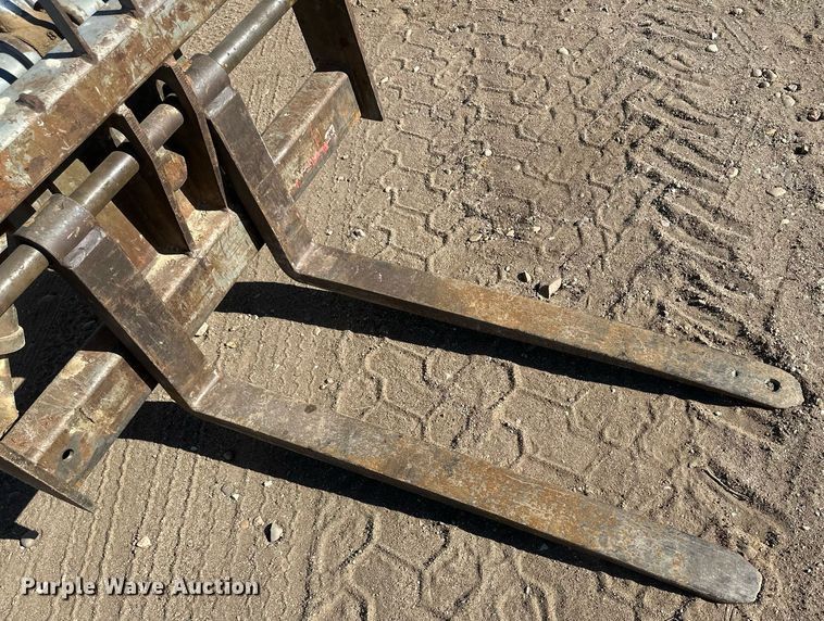 image for item IU9182 2003 Terex TH636C  telehandler