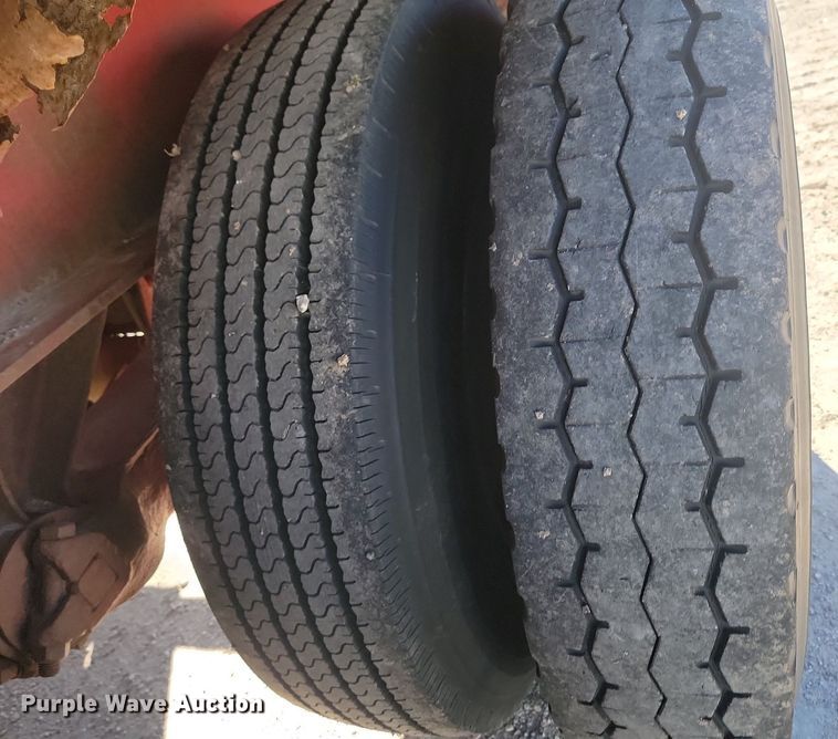 image for item JG9731 1970 Transcraft  flatbed trailer