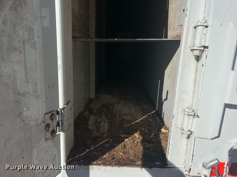 image for item JT9042 2015 Ford F550 Super Duty  bucket truck