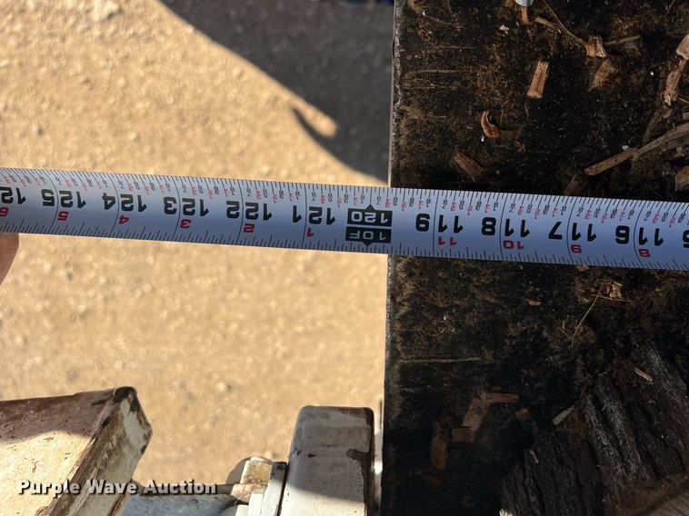 image for item JT9042 2015 Ford F550 Super Duty  bucket truck