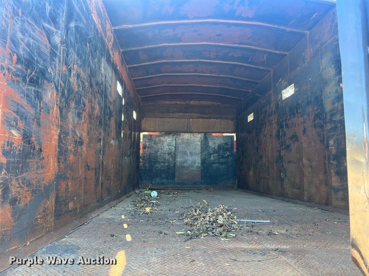 image for item JT9043 2013 Freightliner Business Class M2  chipper truck