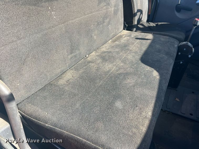 image for item JT9043 2013 Freightliner Business Class M2  chipper truck