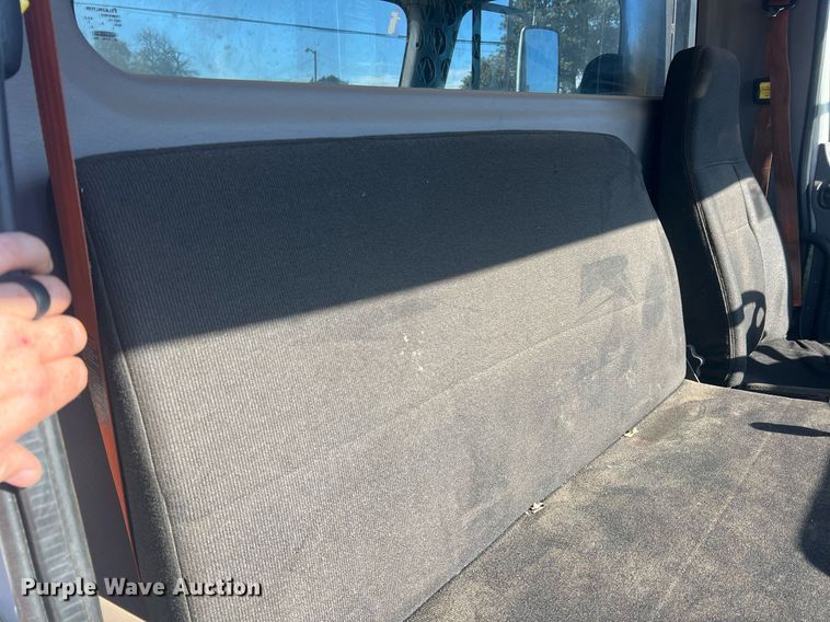 image for item JT9043 2013 Freightliner Business Class M2  chipper truck