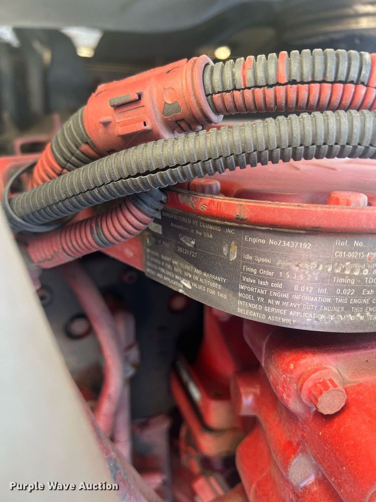 image for item JT9043 2013 Freightliner Business Class M2  chipper truck