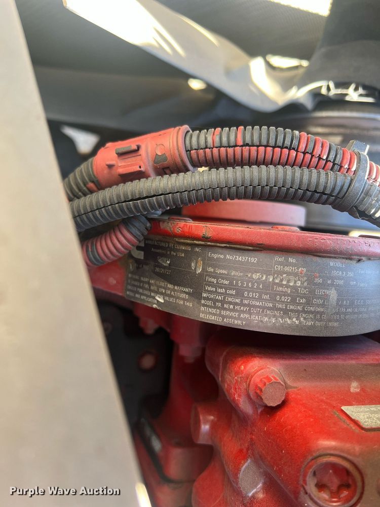 image for item JT9043 2013 Freightliner Business Class M2  chipper truck