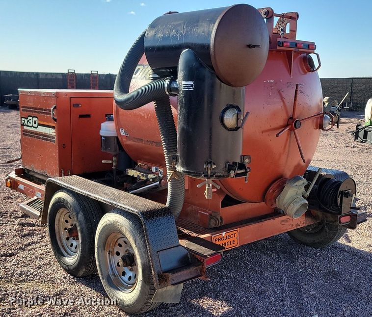 image for item JW9568 Ditch Witch FX30  vacuum excavator
