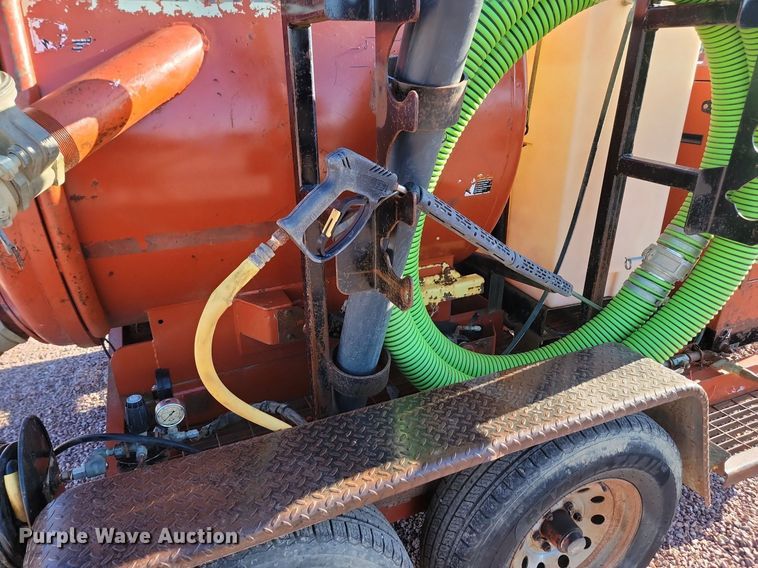 image for item JW9568 Ditch Witch FX30  vacuum excavator