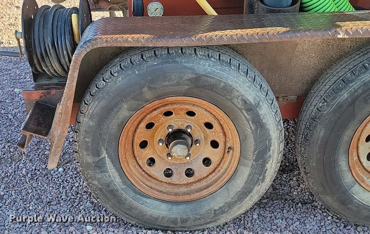 image for item JW9568 Ditch Witch FX30  vacuum excavator