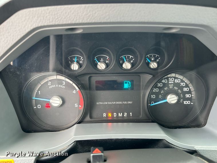 image for item KH9562 2016 Ford F650 Super Duty  bucket truck