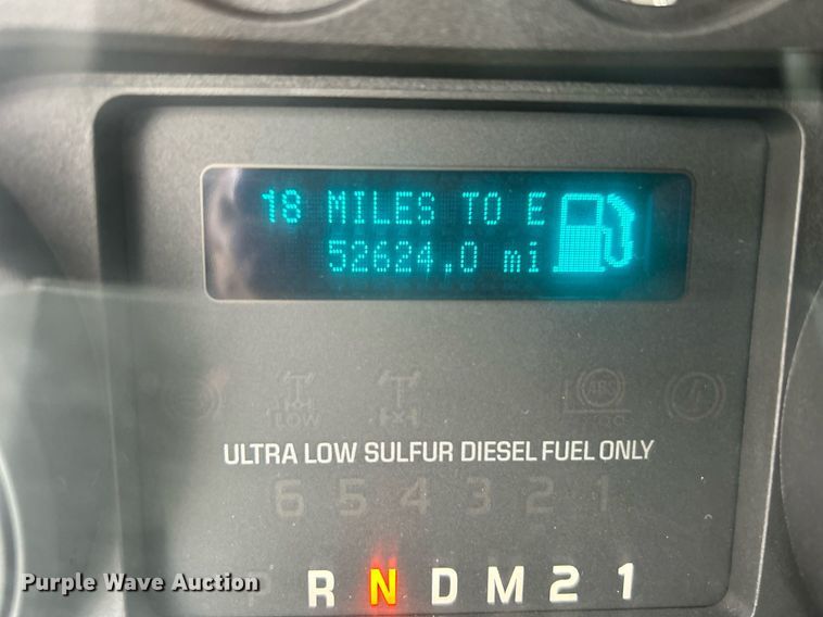 image for item KH9562 2016 Ford F650 Super Duty  bucket truck