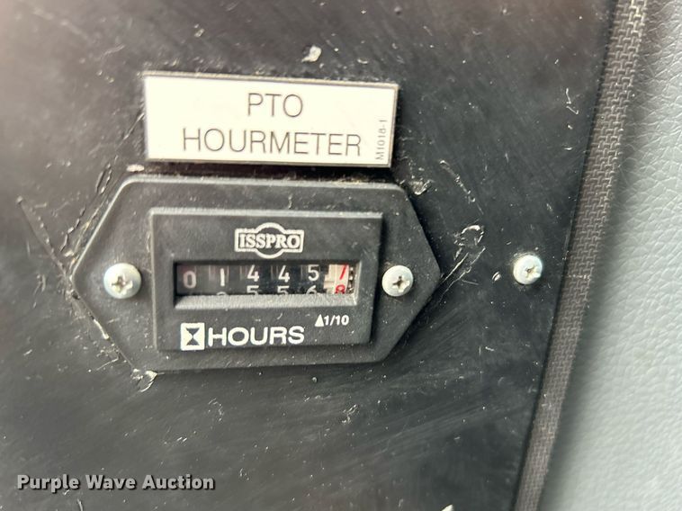 image for item KH9562 2016 Ford F650 Super Duty  bucket truck