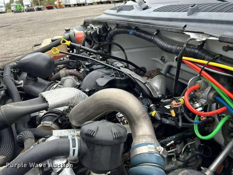 image for item KH9562 2016 Ford F650 Super Duty  bucket truck