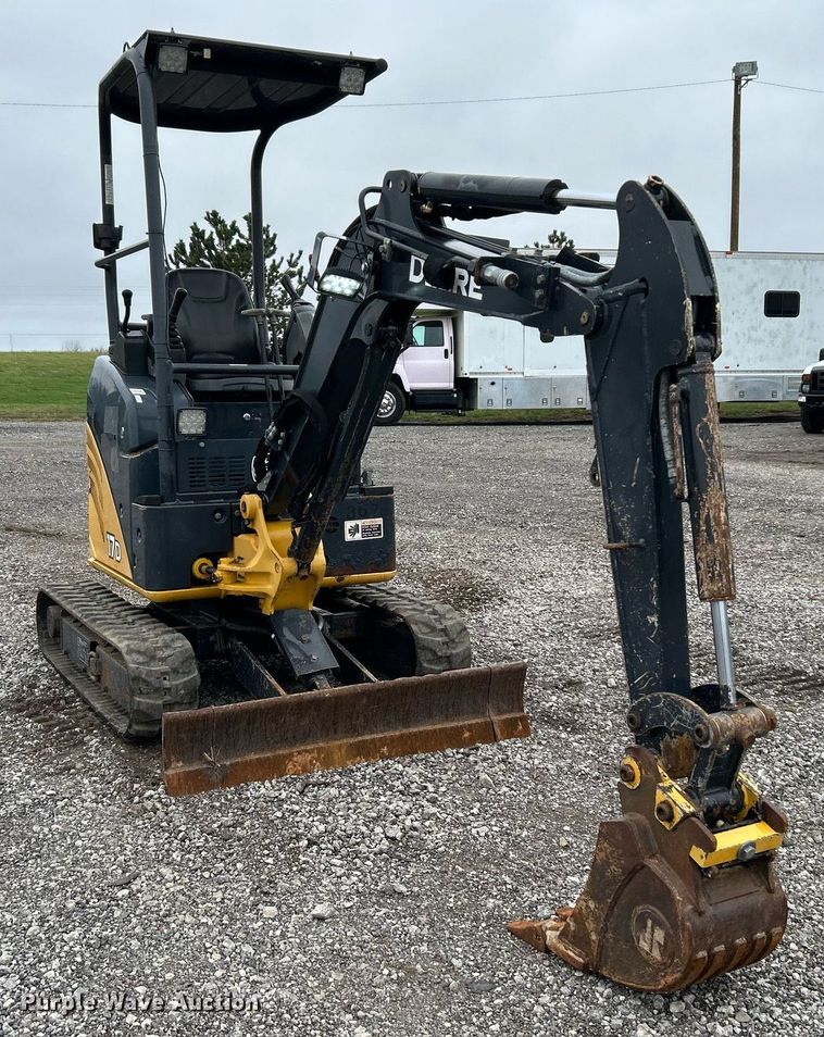 image for item KH9565 2014 John Deere 17D  mini excavator