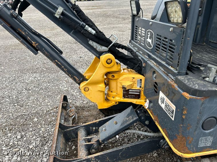 image for item KH9565 2014 John Deere 17D  mini excavator