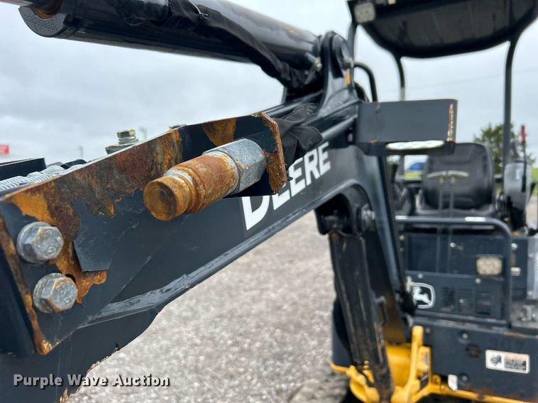 image for item KH9565 2014 John Deere 17D  mini excavator