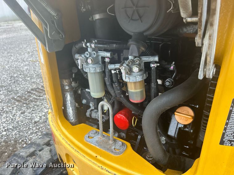 image for item KH9565 2014 John Deere 17D  mini excavator