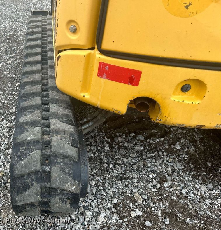 image for item KH9565 2014 John Deere 17D  mini excavator