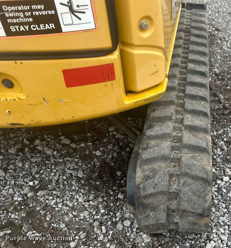 image for item KH9565 2014 John Deere 17D  mini excavator