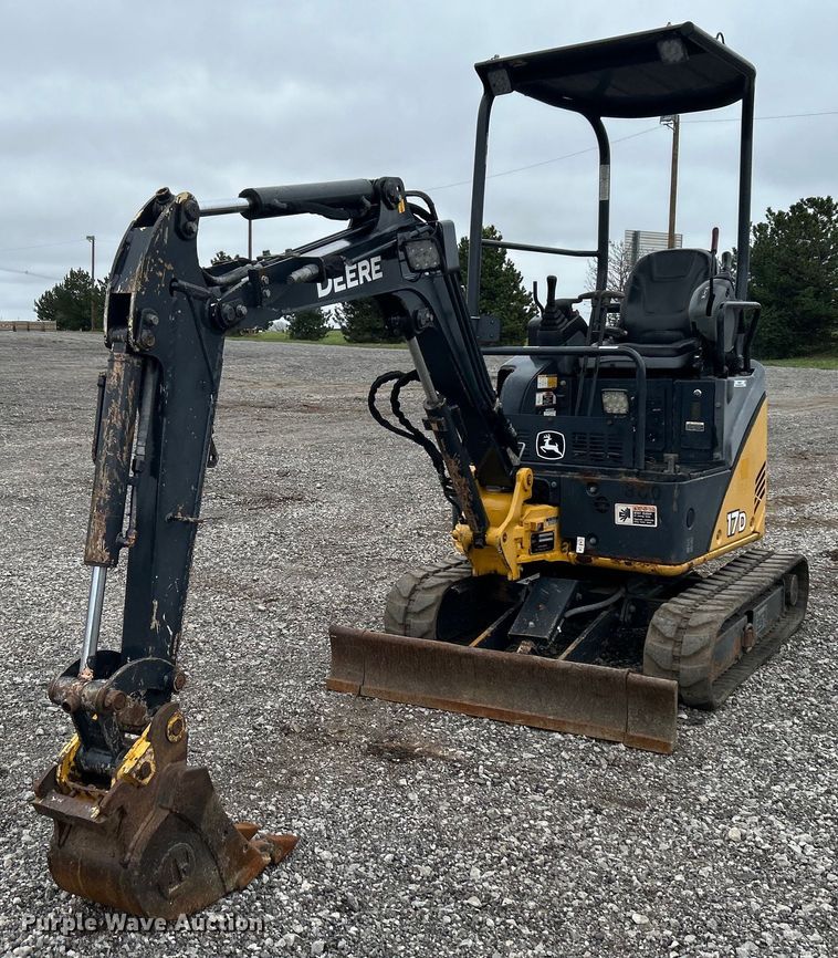 image for item KH9567 2014 John Deere 17D  mini excavator