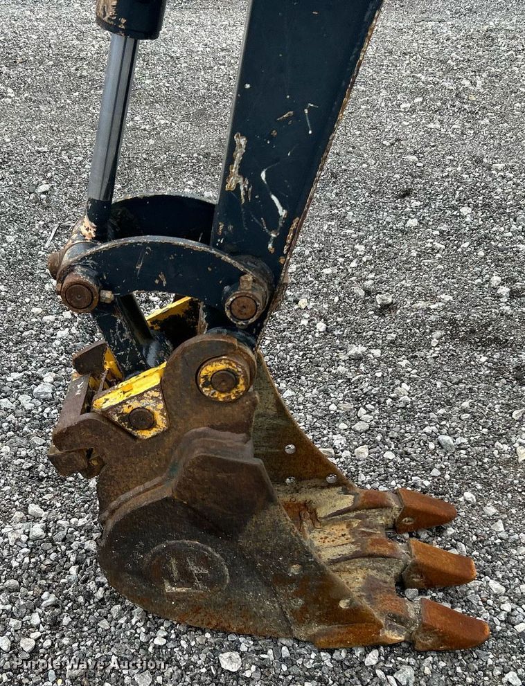 image for item KH9567 2014 John Deere 17D  mini excavator