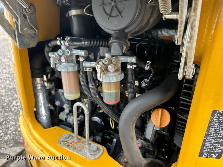 image for item KH9567 2014 John Deere 17D  mini excavator