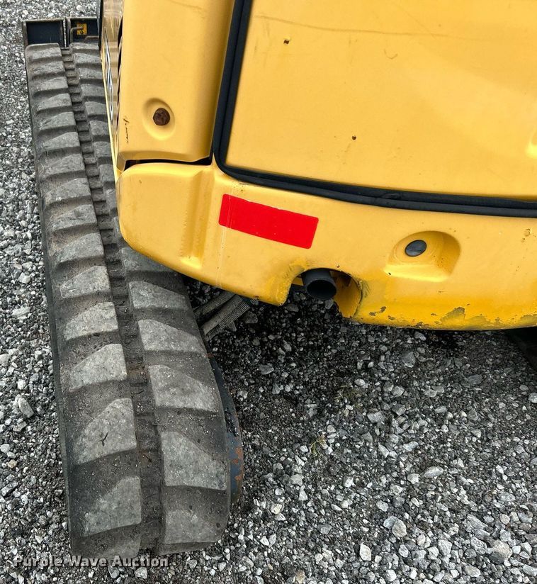 image for item KH9567 2014 John Deere 17D  mini excavator