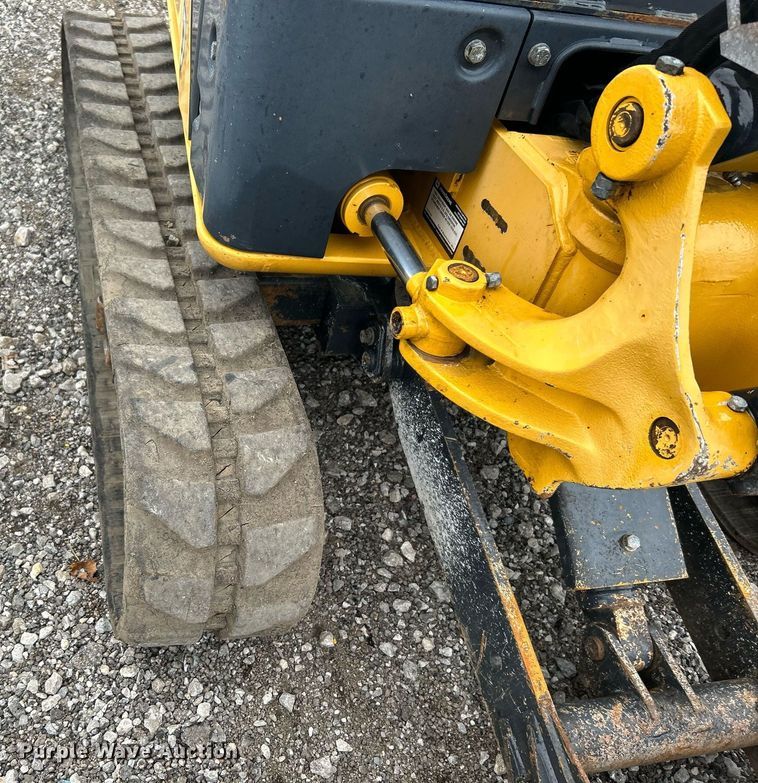 image for item KH9567 2014 John Deere 17D  mini excavator