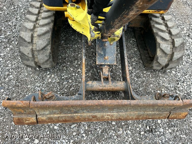 image for item KH9568 2014 John Deere 17D  mini excavator