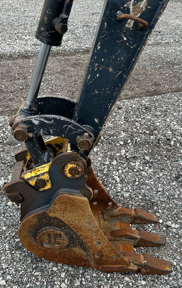 image for item KH9568 2014 John Deere 17D  mini excavator