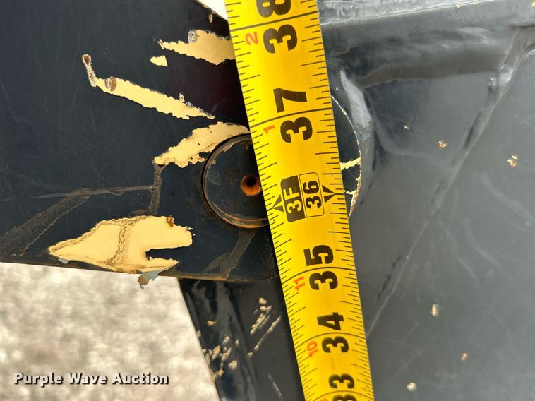 image for item KH9568 2014 John Deere 17D  mini excavator