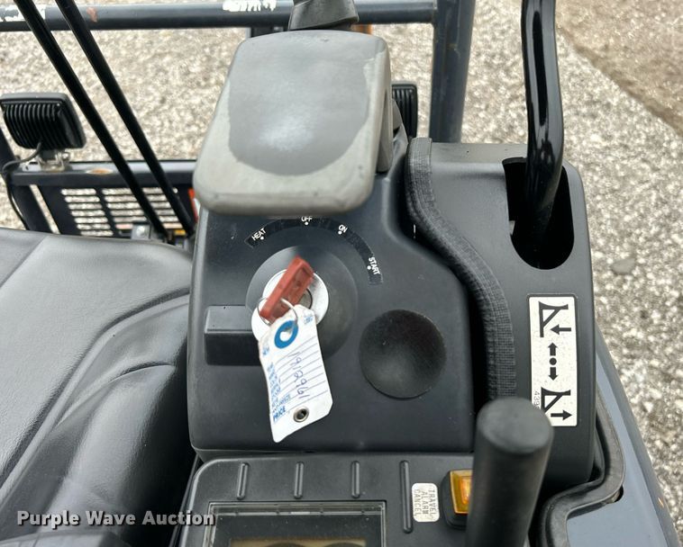 image for item KH9568 2014 John Deere 17D  mini excavator