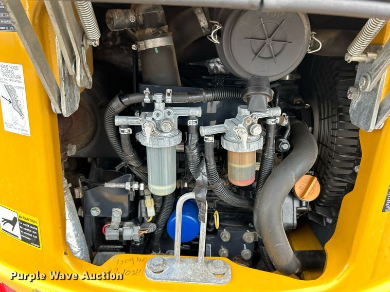 image for item KH9568 2014 John Deere 17D  mini excavator