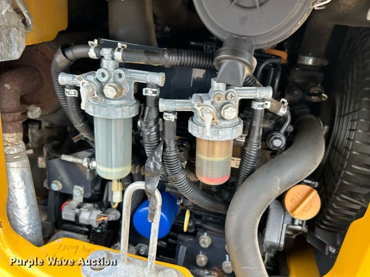 image for item KH9568 2014 John Deere 17D  mini excavator