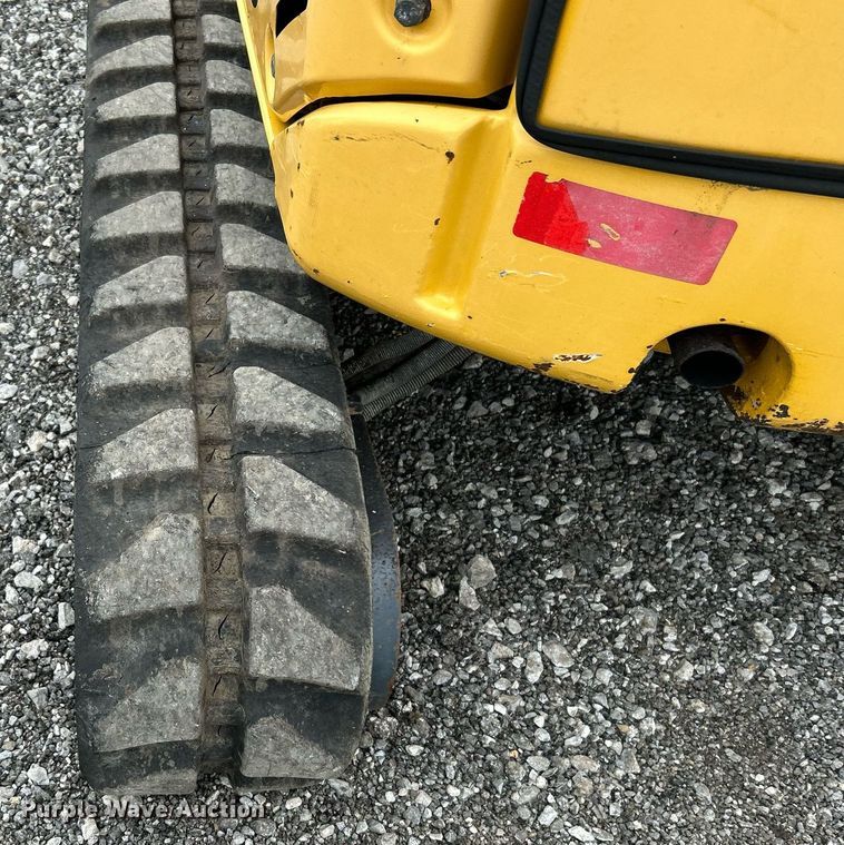 image for item KH9568 2014 John Deere 17D  mini excavator